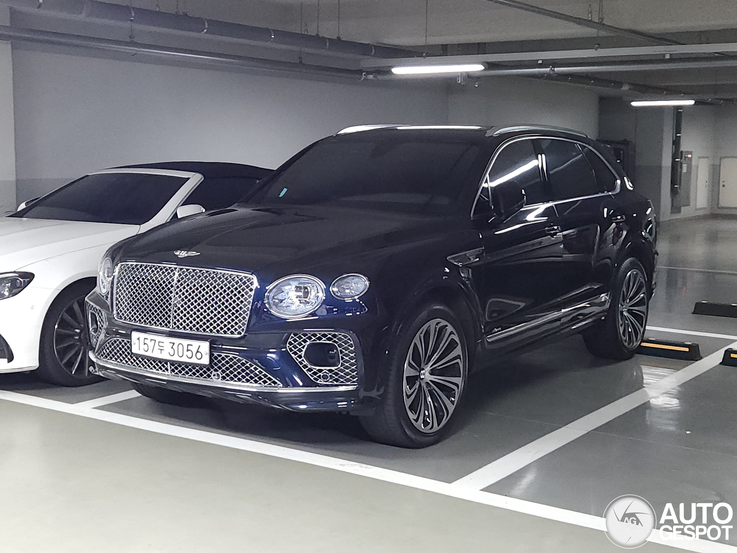 Bentley Bentayga Azure