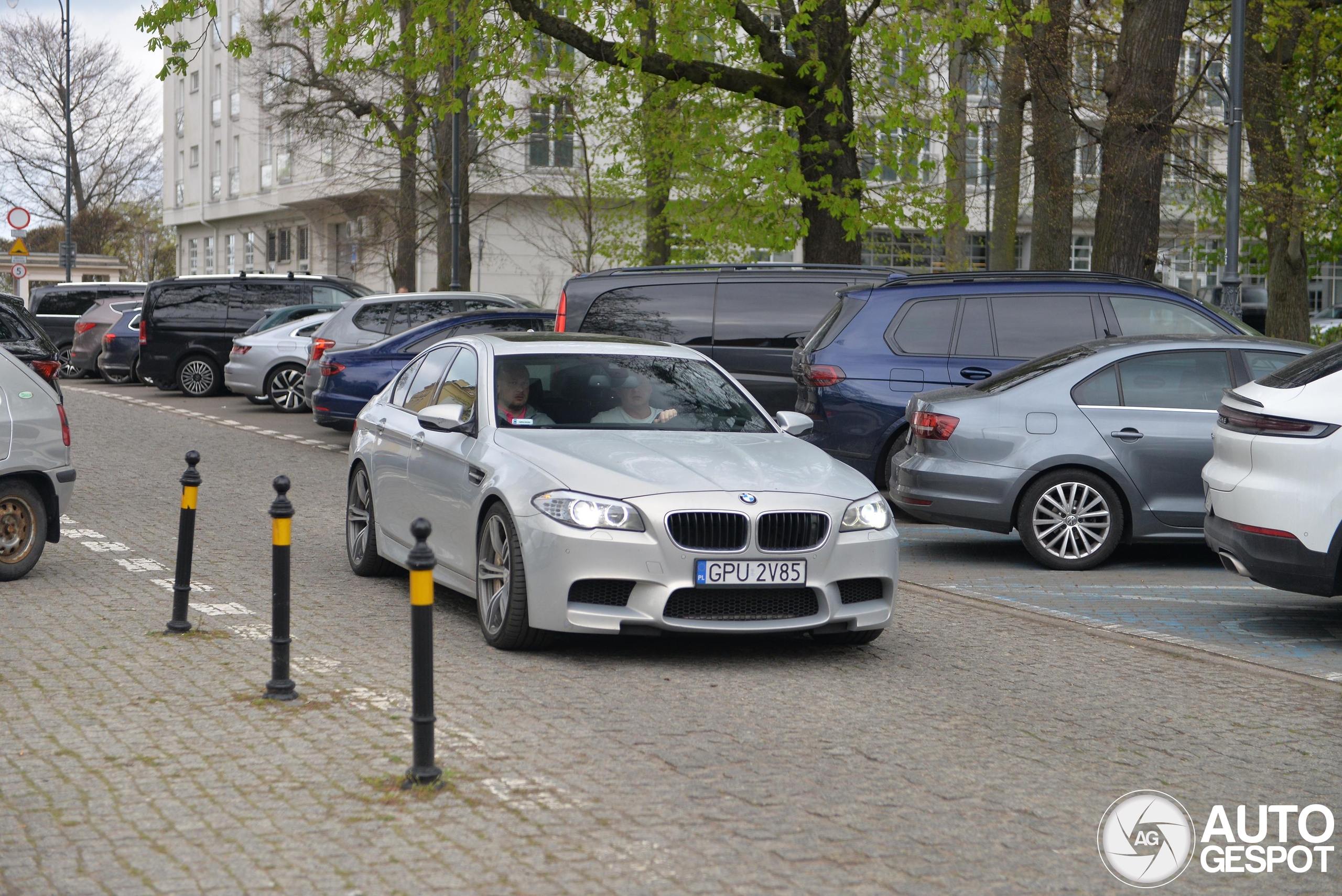 BMW M5 F10 2011