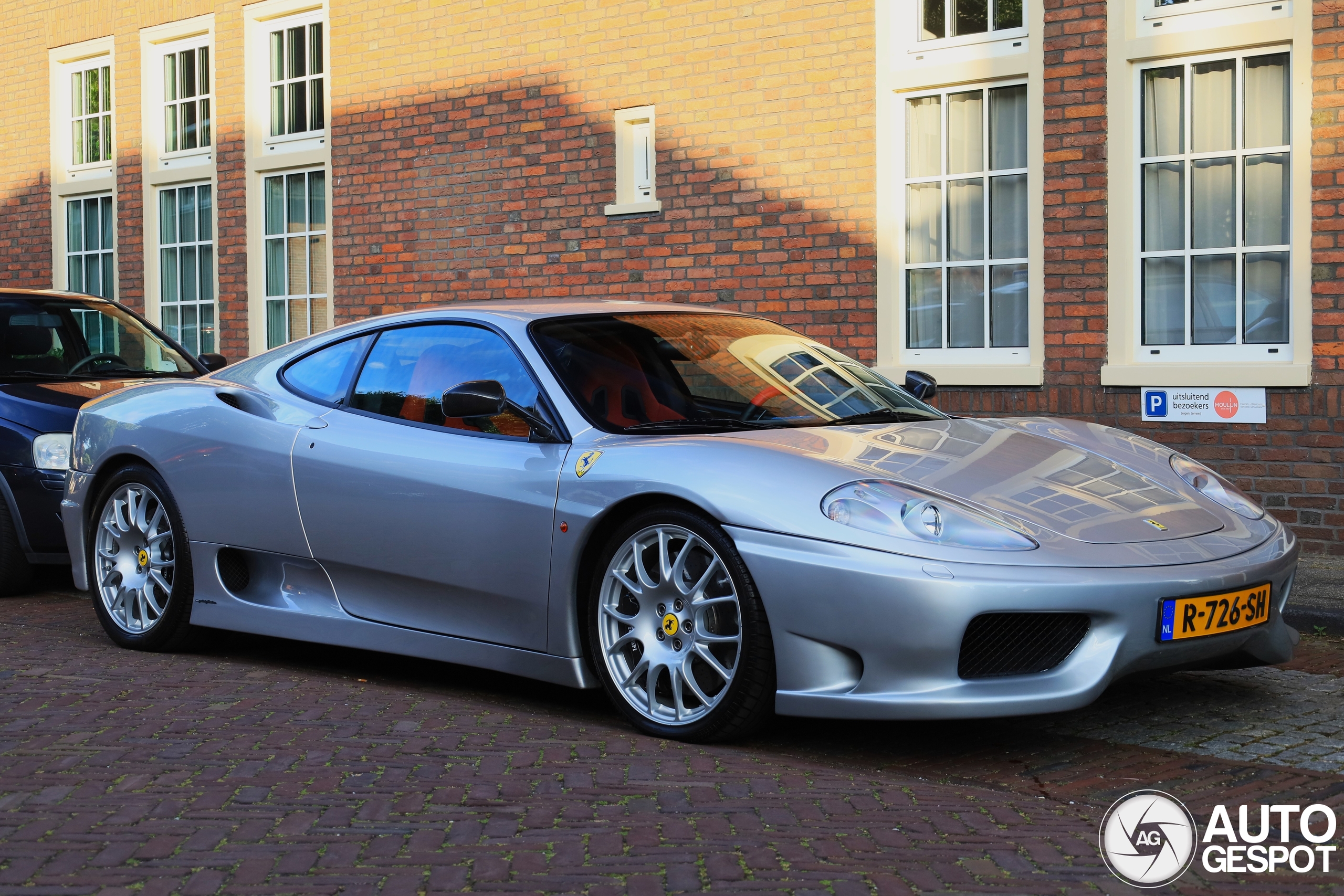 Stijlvol samengestelde Ferrari Challenge Stradale gespot