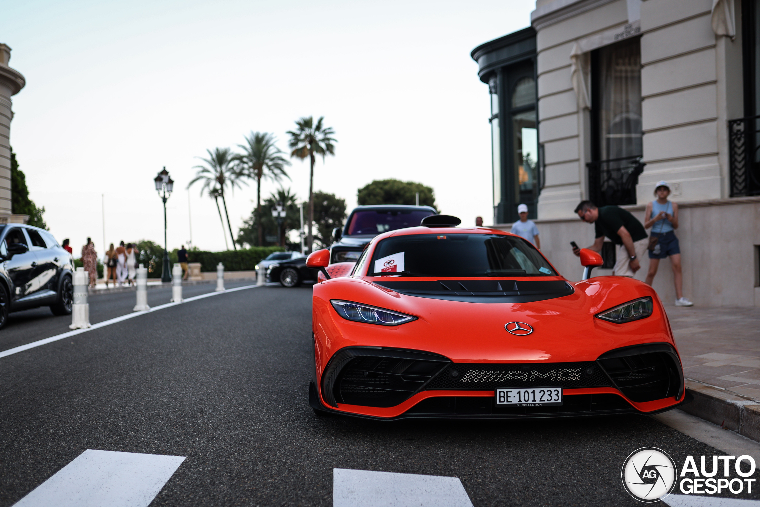 Knaloranje Mercedes-AMG One kan alweer terug naar de fabriek