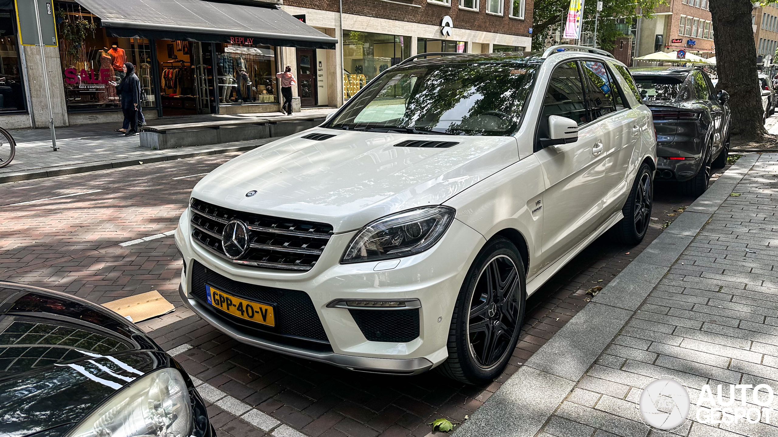 Mercedes-Benz ML 63 AMG W166