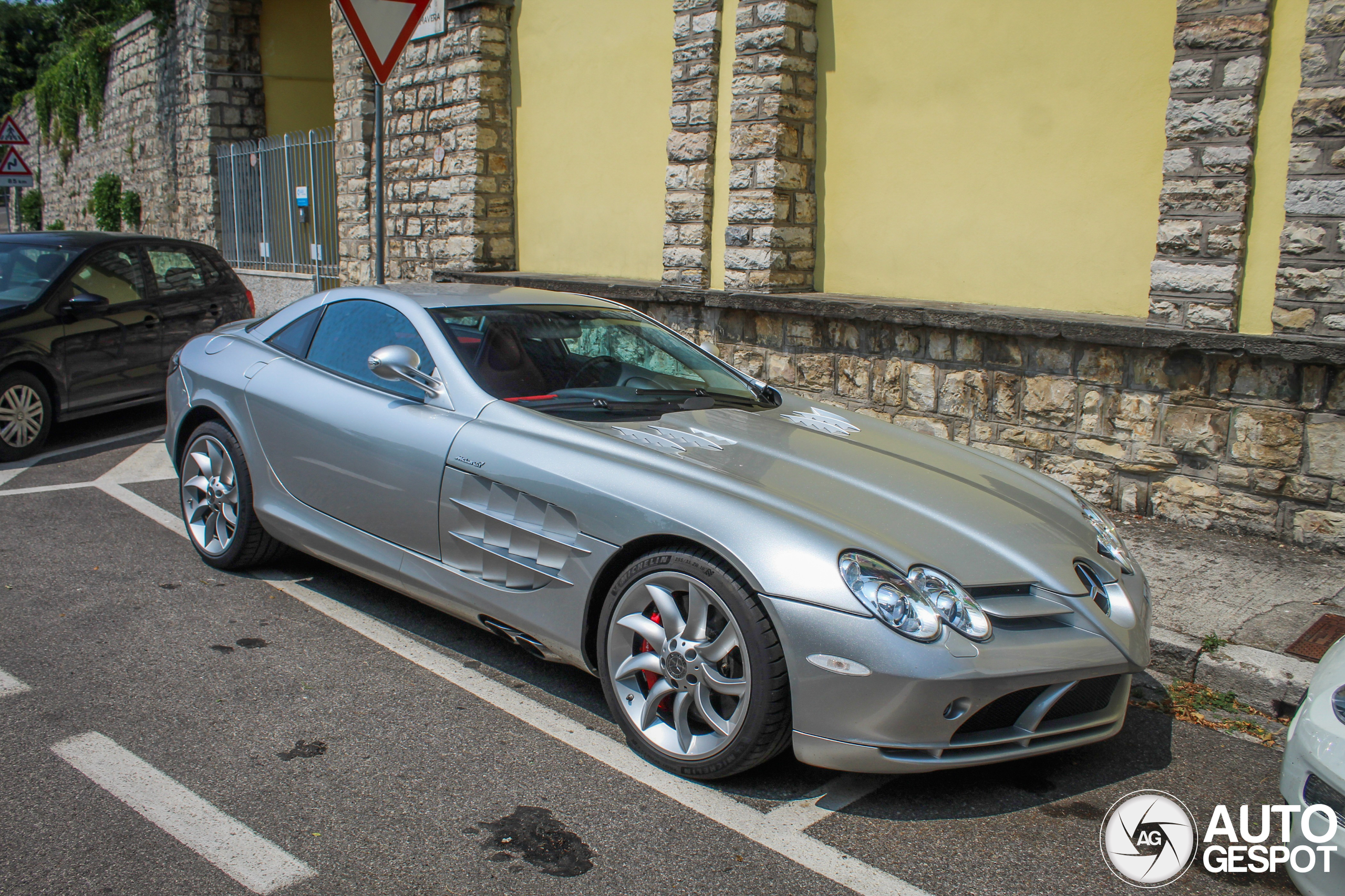 Mercedes-Benz SLR McLaren