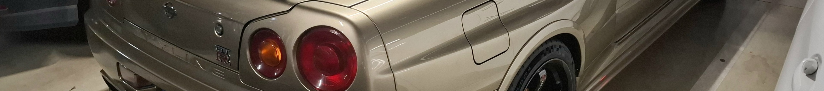 Nissan Skyline R34 GT-R NISMO S-tune