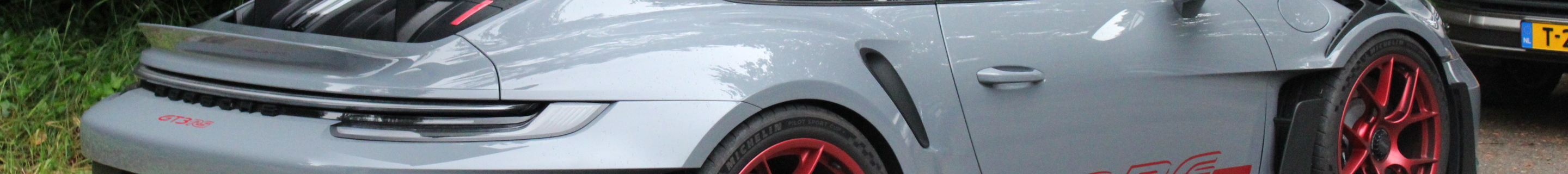 Porsche 992 GT3 RS MkI Weissach Package