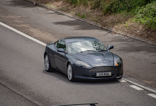 Aston Martin DB9