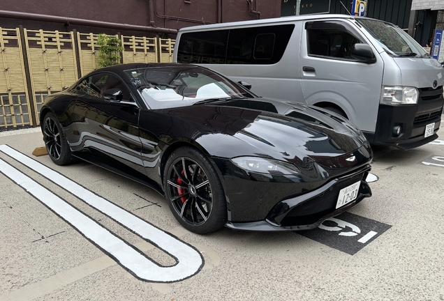 Aston Martin V8 Vantage 2018