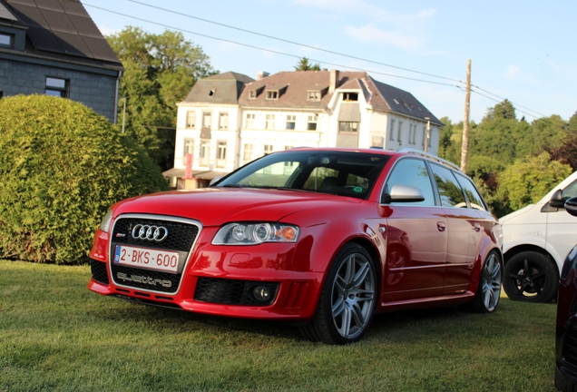 Audi RS4 Avant B7