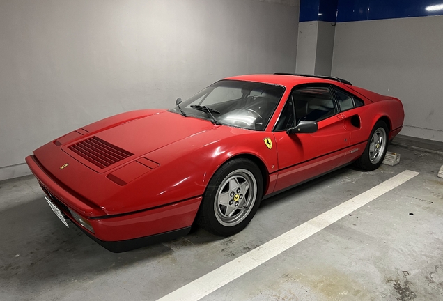 Ferrari 328 GTB