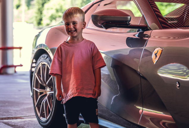 Ferrari 812 GTS
