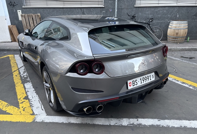 Ferrari GTC4Lusso