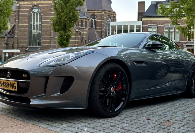 Jaguar F-TYPE S Coupé