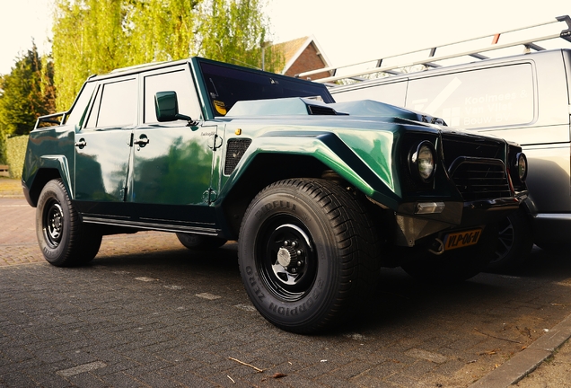 Lamborghini LM002