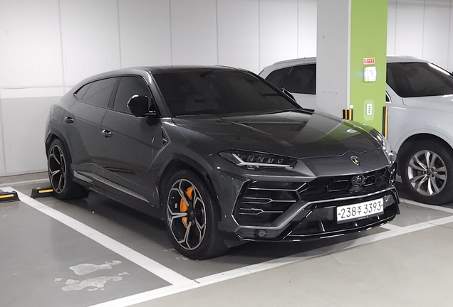 Lamborghini Urus