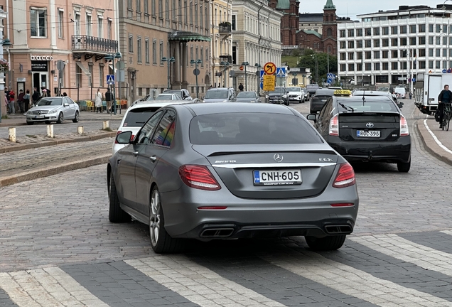 Mercedes-AMG E 63 S W213 Edition 1