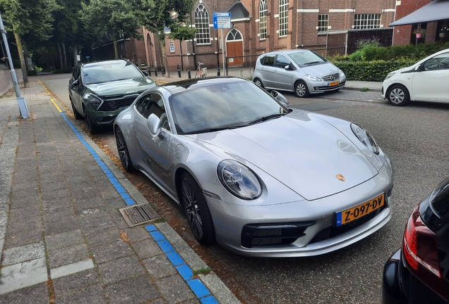 Porsche 992 Carrera 4S
