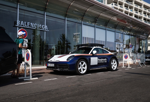 Porsche 992 Dakar