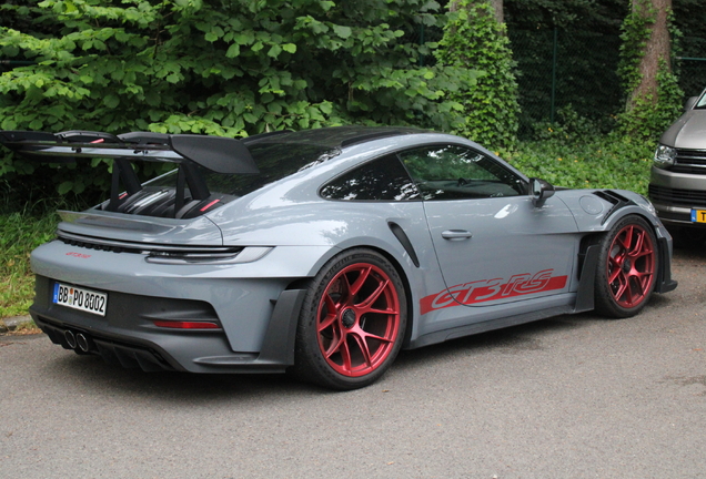Porsche 992 GT3 RS Weissach Package