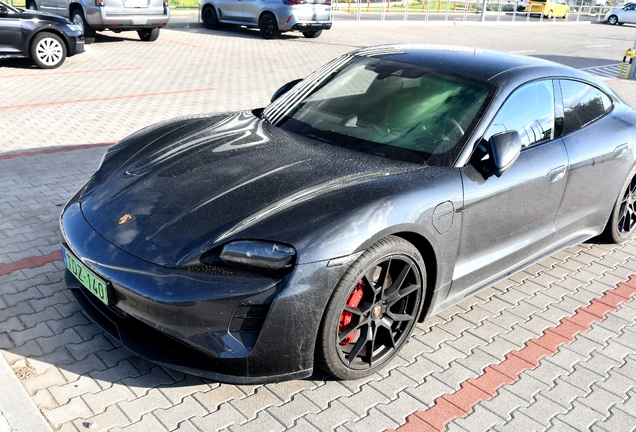 Porsche Taycan GTS