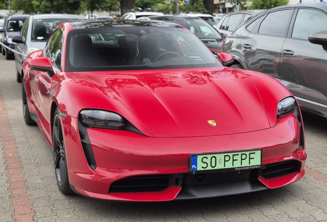 Porsche Taycan Turbo