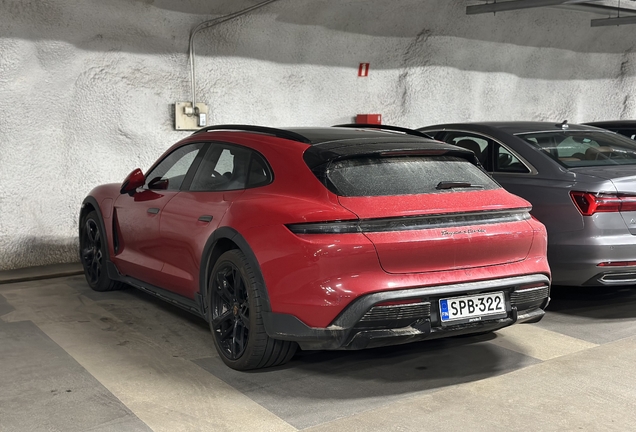 Porsche Taycan Turbo Cross Turismo