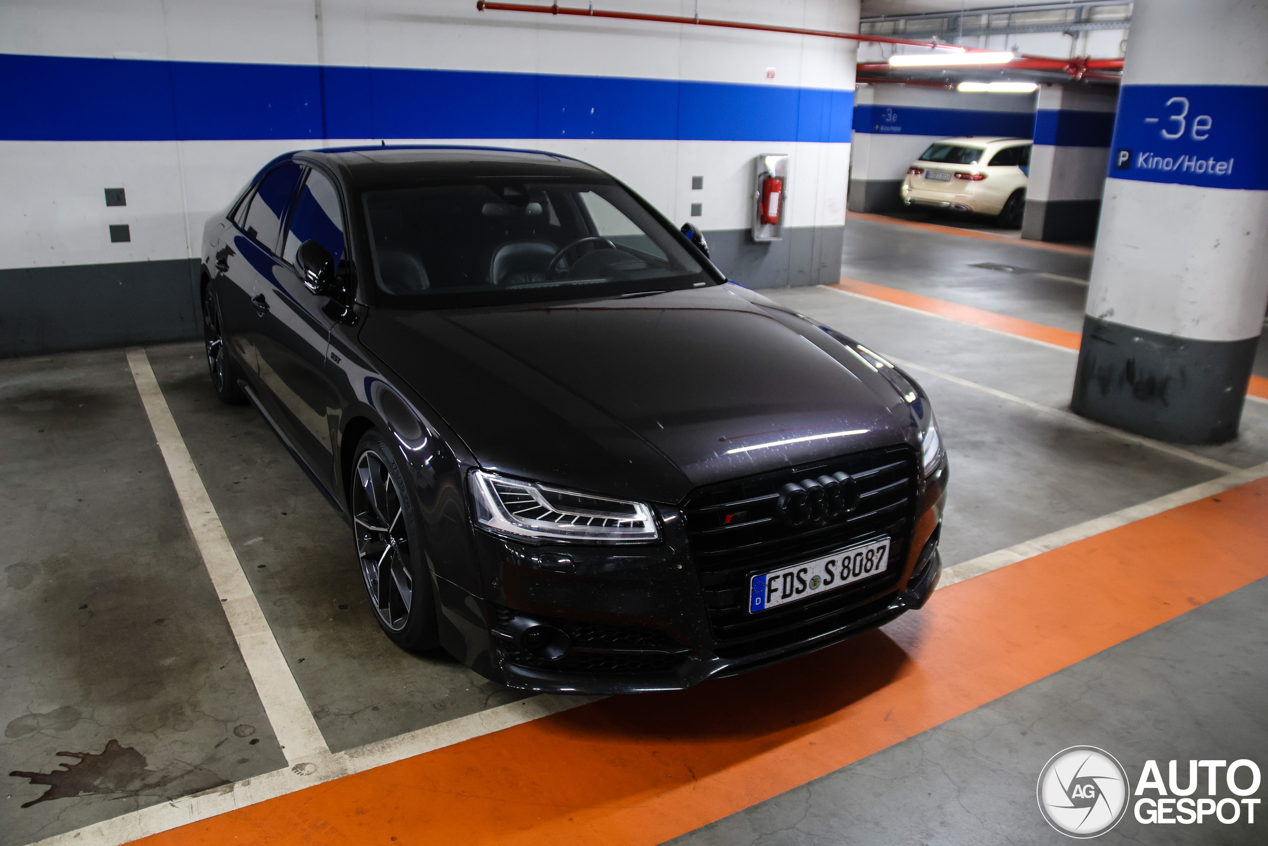 Audi S8 D4 Plus
