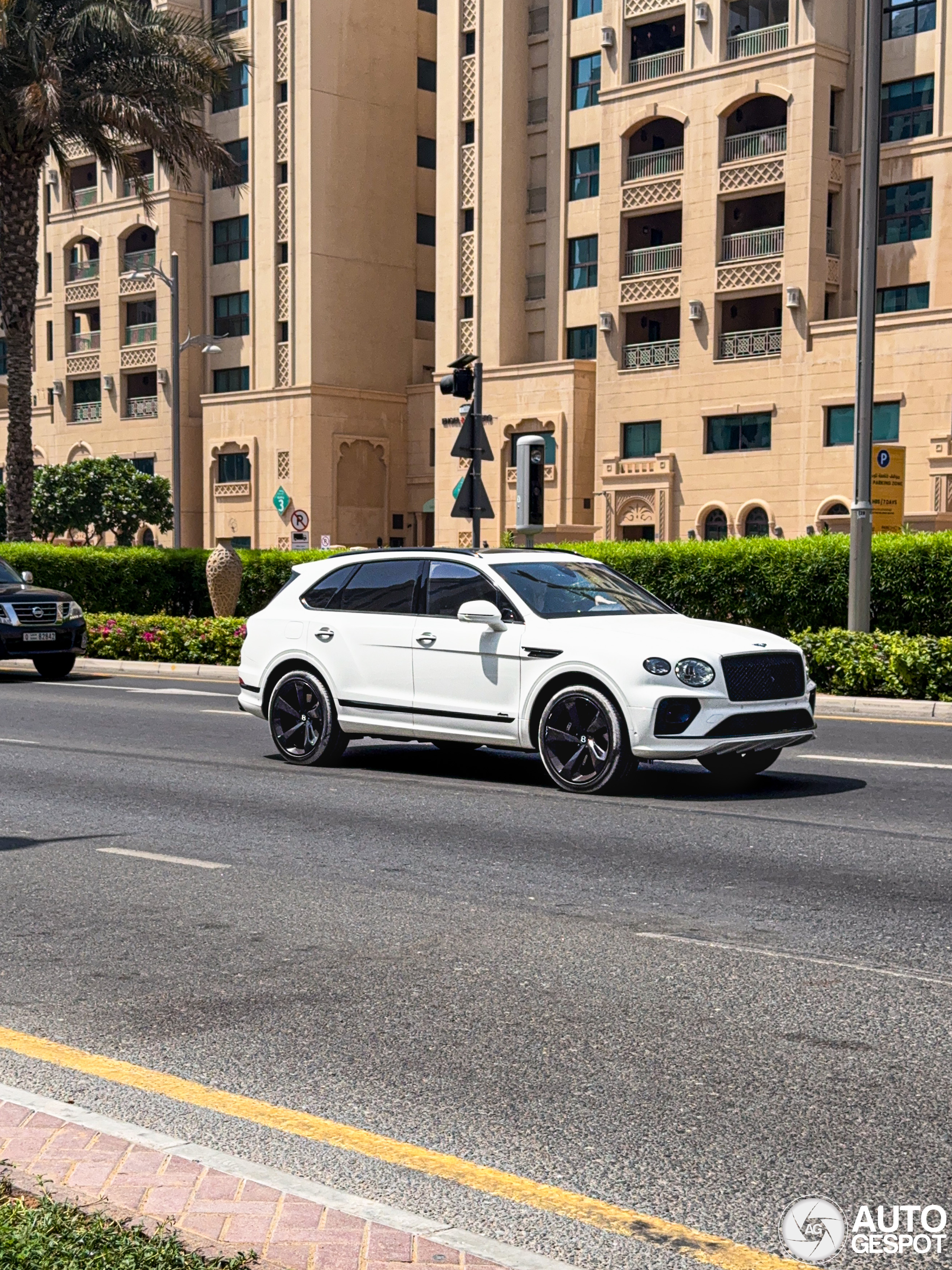 Bentley Bentayga Azure