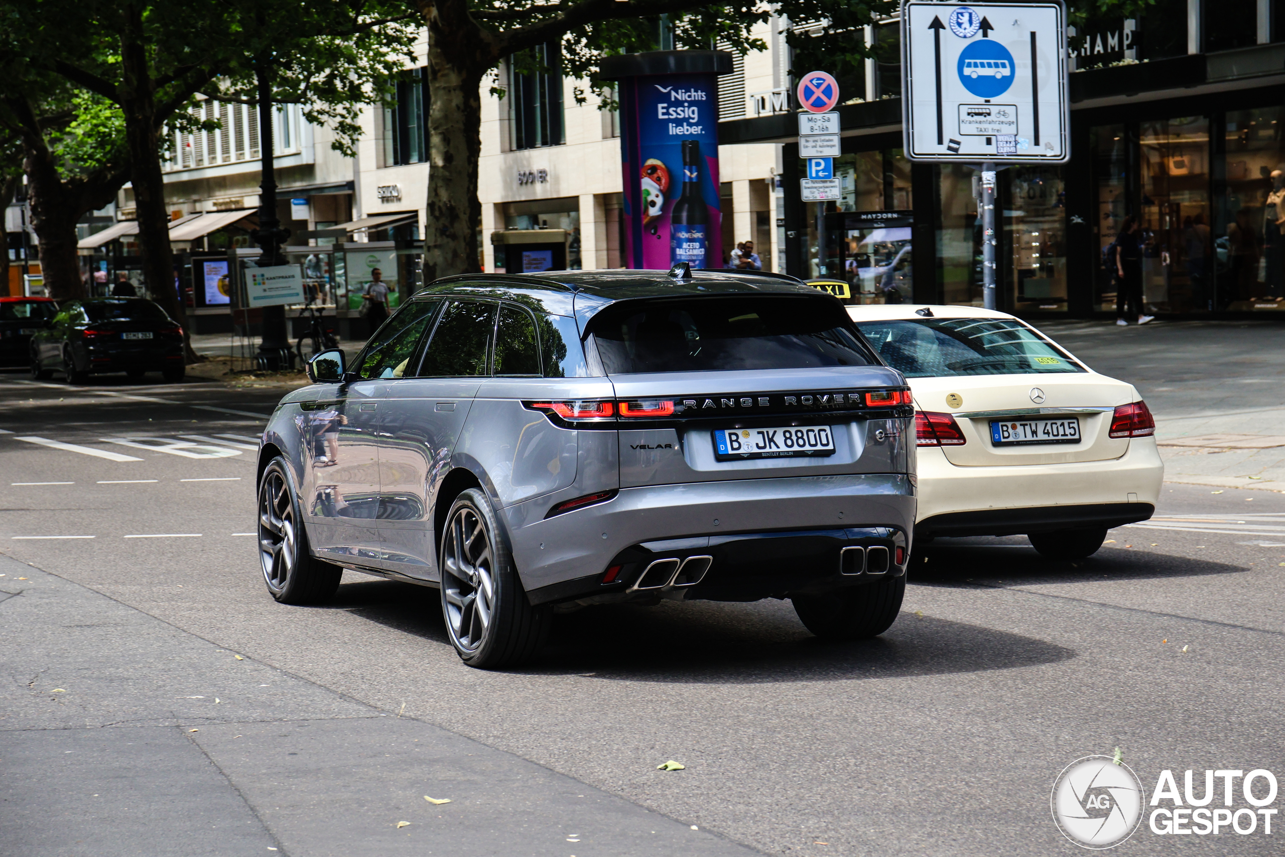 Land Rover Range Rover Velar SVAutobiography