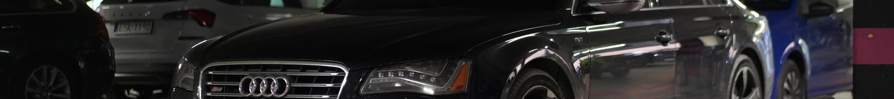 Audi S8 D4