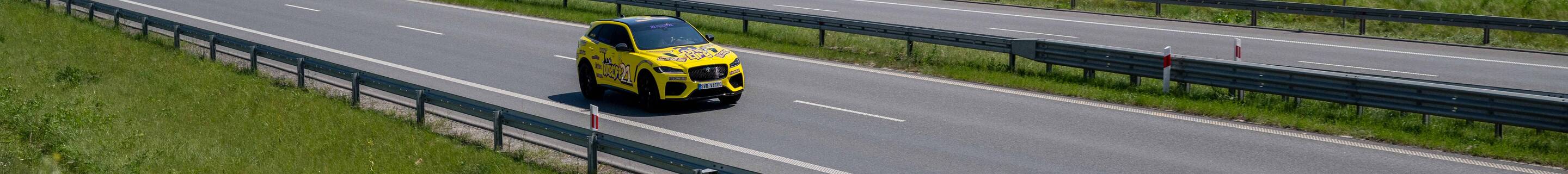 Jaguar F-PACE SVR