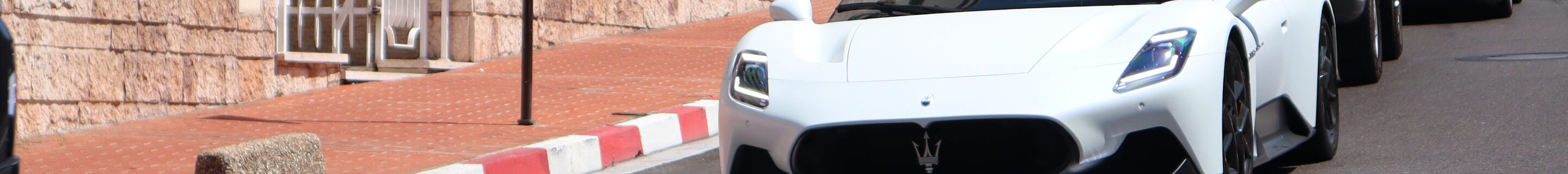 Maserati MC20