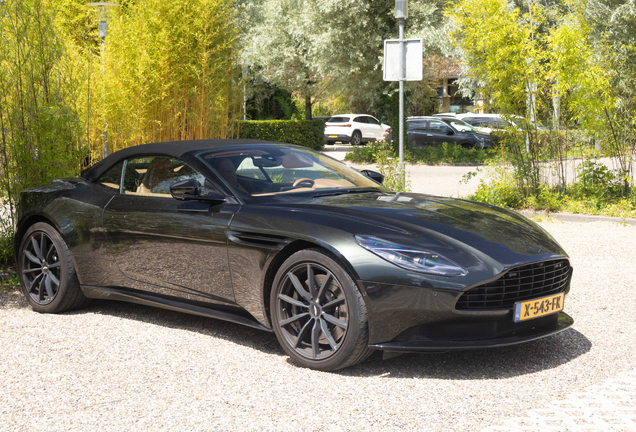 Aston Martin DB11 V8 Volante