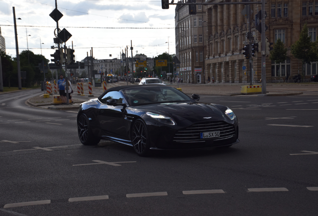 Aston Martin DB12 Volante