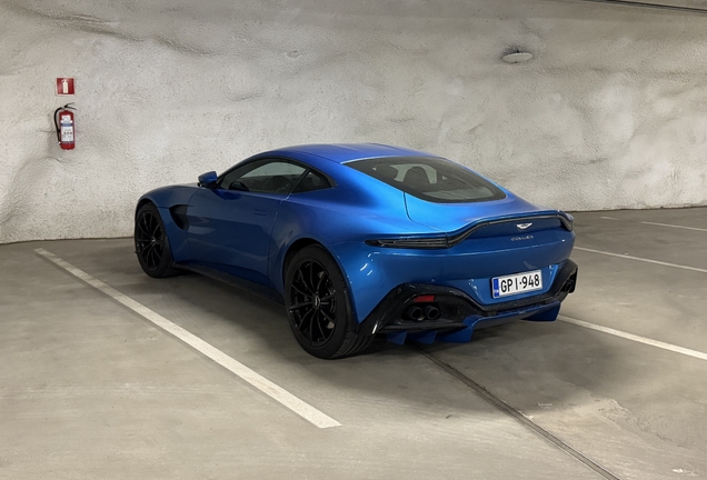 Aston Martin V8 Vantage 2018