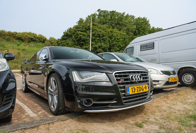 Audi S8 D4