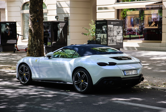 Ferrari Roma Spider