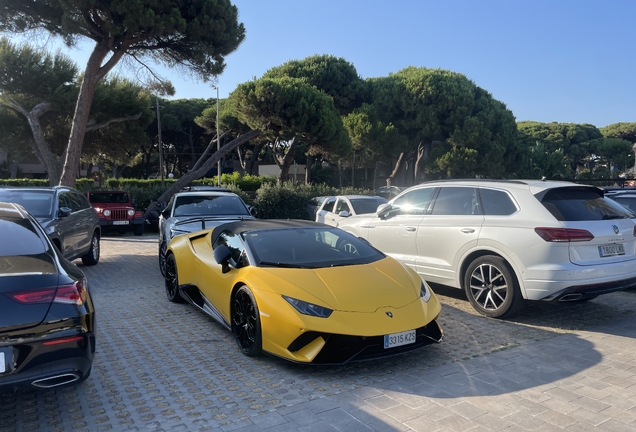 Lamborghini Huracán LP640-4 Performante Spyder