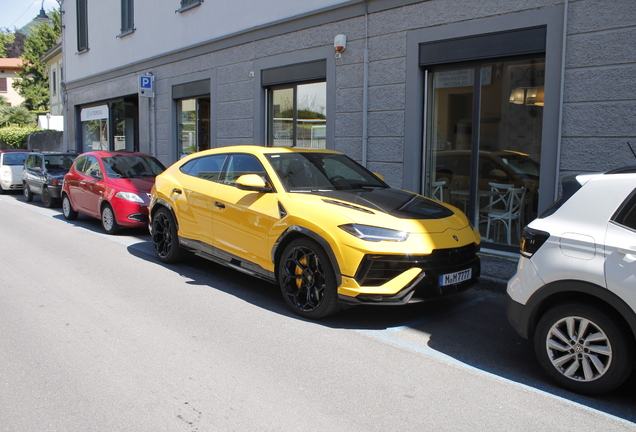 Lamborghini Urus Performante