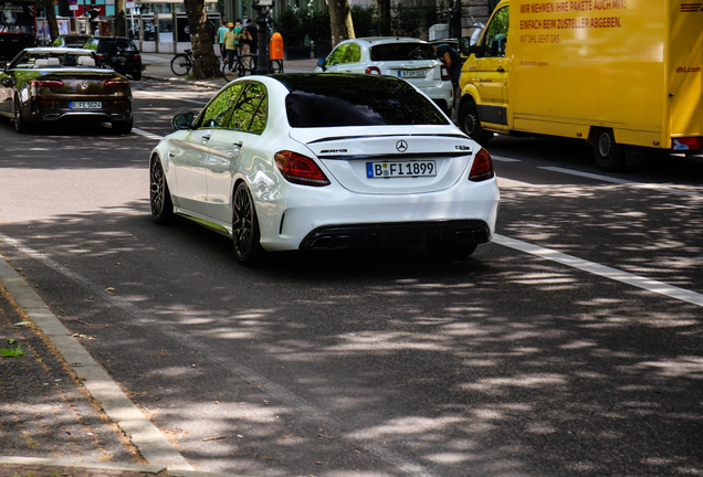 Mercedes-AMG C 63 S W205