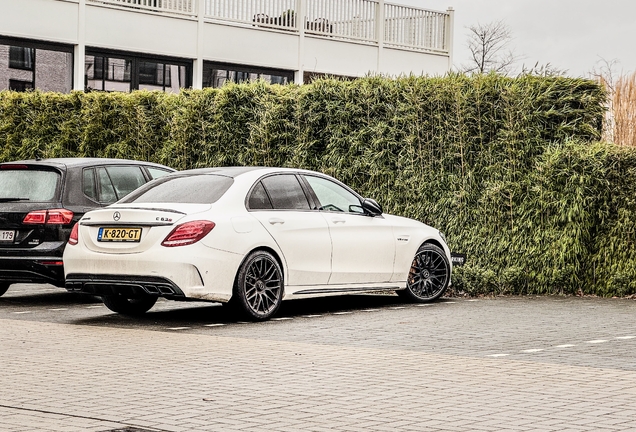 Mercedes-AMG C 63 S W205