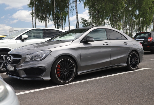 Mercedes-AMG CLA 45 C117 2017