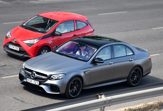 Mercedes-AMG E 63 S W213