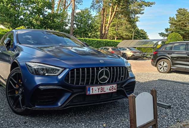 Mercedes-AMG GT 63 S X290