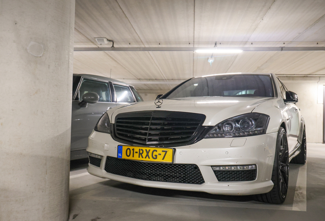 Mercedes-Benz S 63 AMG W221 2011