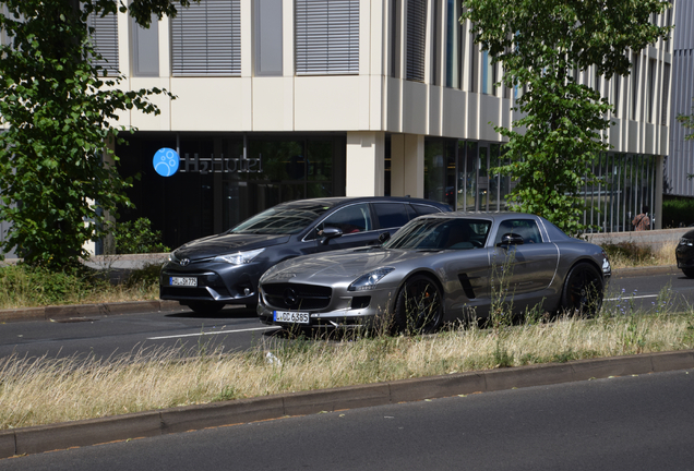 Mercedes-Benz SLS AMG