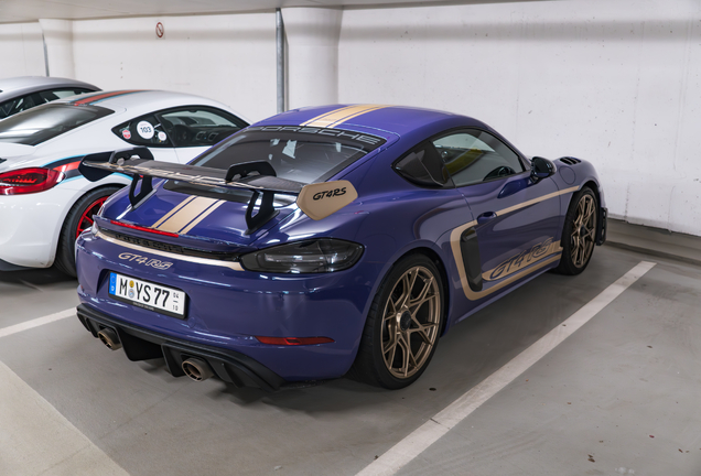 Porsche 718 Cayman GT4 RS Weissach Package