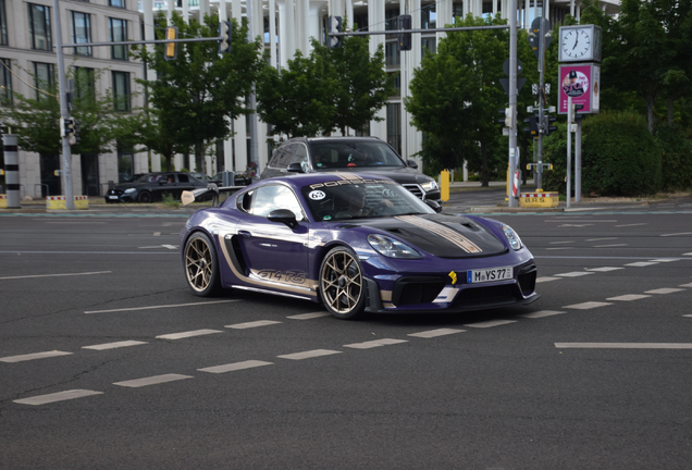 Porsche 718 Cayman GT4 RS Weissach Package