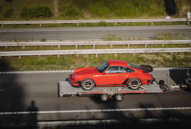 Porsche 930 Turbo