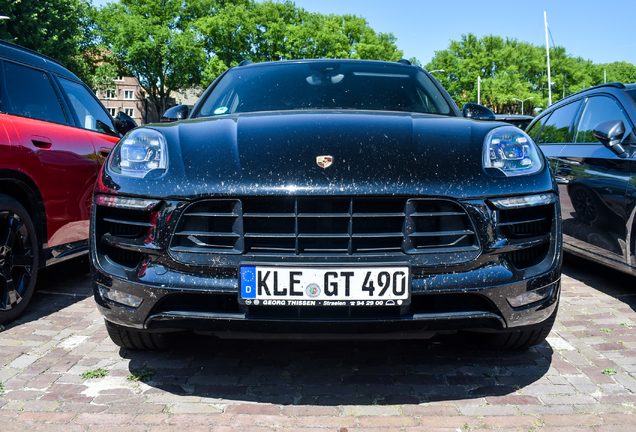 Porsche 95B Macan GTS