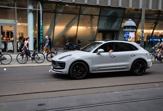 Porsche 95B Macan GTS MkIII