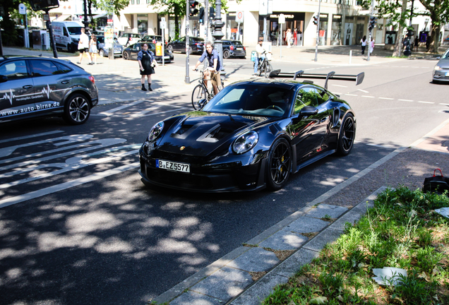 Porsche 992 GT3 RS MkI Weissach Package